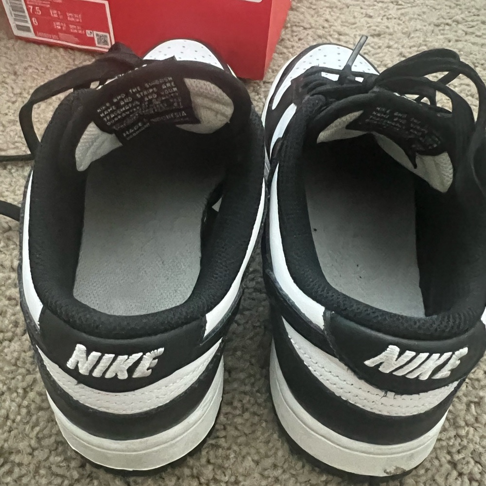Nike dunks! - Picture 10 of 10